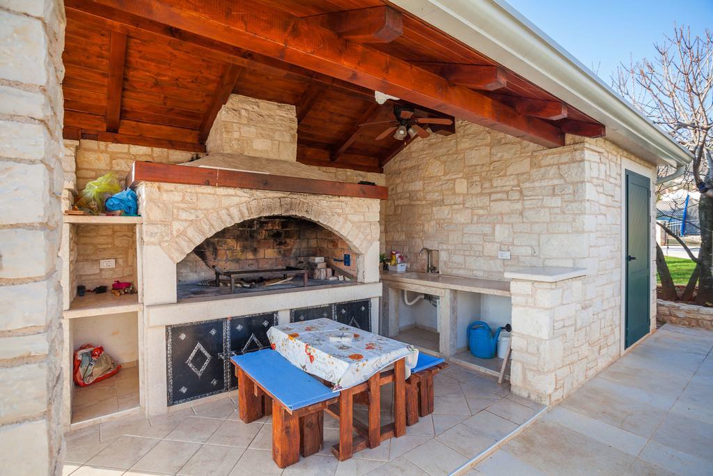 Villa Stonegate Estate - Bonus, Dvije Vile Jedna Cijena! Opatija Dış mekan fotoğraf